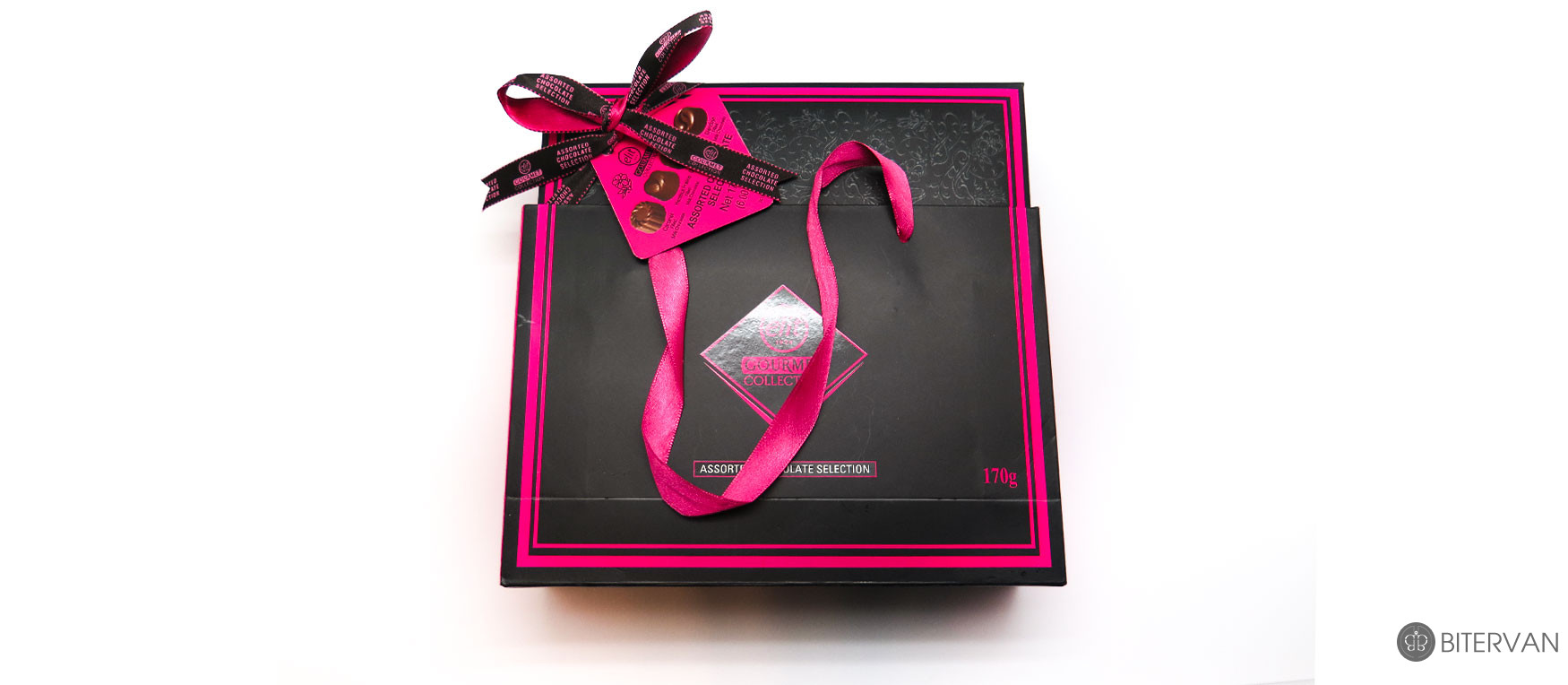 Elit Assorted Chocolate Selection- Gourmet Collection- Pink and Black 170 gr