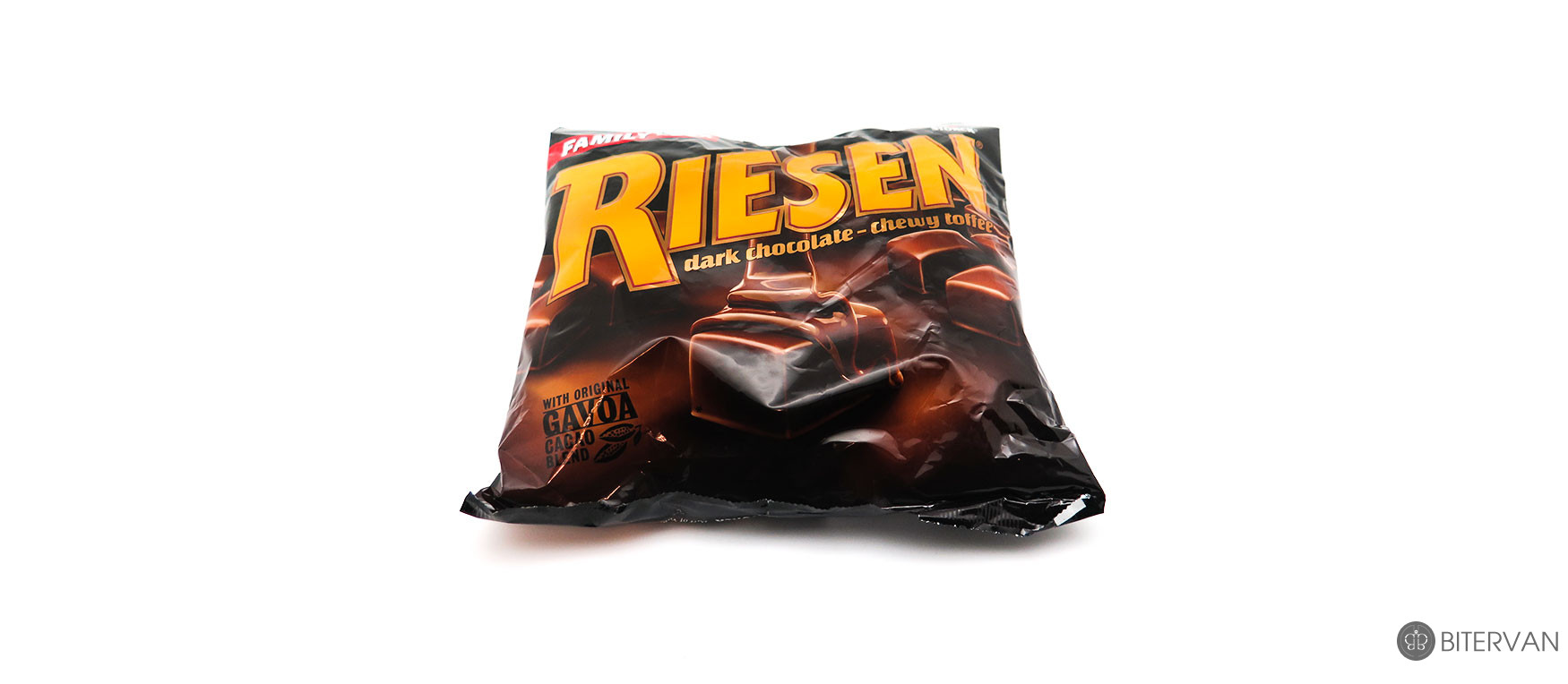 RIESEN dark chocolate- chewy toffee- with original GAVOA cacao blend- 400 gr